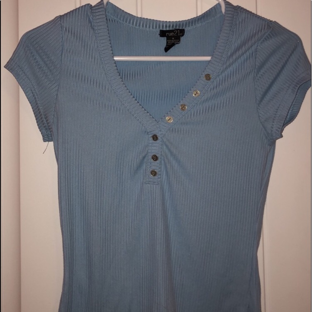 Rue21 tee